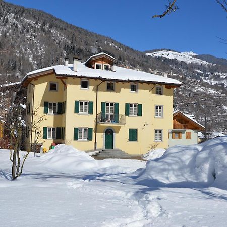Aparthotel Casa Tomaselli Pellizzano Exterior foto